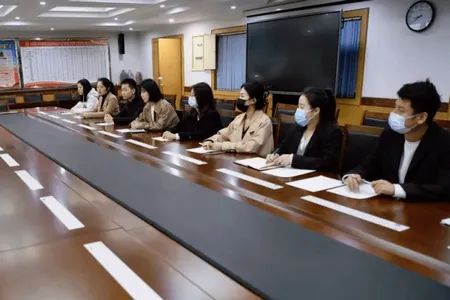 书记员题小宝 书记员题小宝